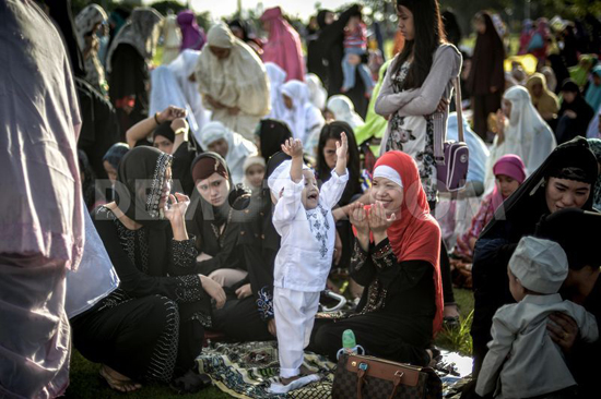 نماز عیدفطر در فیلیپین +تصاویر