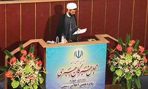 اخلاق اسلامی باید به بطن جامعه بازگردد