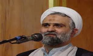 یکی از مهمترین مطالبات رهبری، تلاش برای پیشرفت علمی کشور است