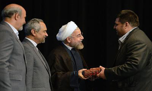 رییس جمهور از فدراسیون های ورزشی مدال آور تجلیل کرد