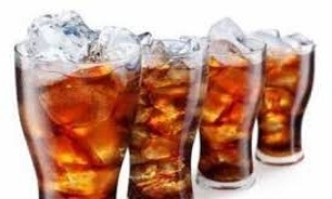 نوشابه انرژی زا برای این افراد ممنوع!