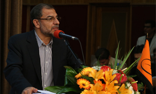 طنز سازنده زمینه رشد و تعالی جامعه را فراهم می‌کند