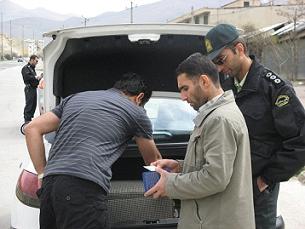 خودروی حامل مواد افیونی در فیروزکوه توقیف شد