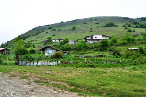 ساخت و سازهای غيرمجاز مازوچال در غرب کلاردشت