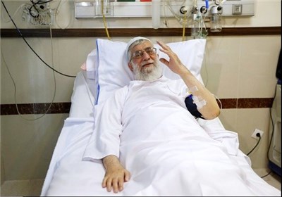 آئین شکرانه سلامتی رهبر انقلاب در یگان‌های نیروی دریایی ارتش برگزار شد