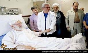 قهرمانان وزنه برداری جهان در کنار مقام معظم رهبری