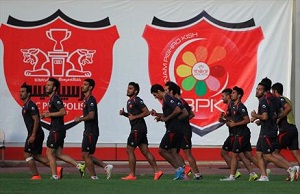 نام یک سرمربی جدید در تمرین امروز پرسپولیس