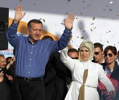 تشبیه همسر اردوغان به فرح پهلوی