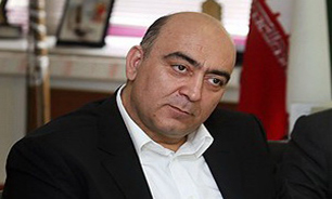 سیاسی: گرفتن تعهدنامه مضاعف توهین به درخشان است/ برای مدیرعاملی نام خاصی مطرح نیست