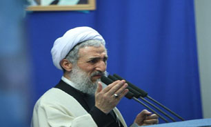 حجت‌الاسلام صدیقی نماز جمعه تهران را اقامه می‌کند
