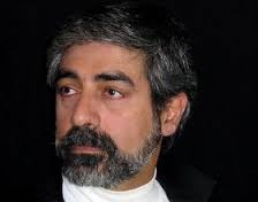 وزارت ارشاد باید جلوی "از فتنه برنگشته‌ها" در عرصه‌ی هنر را بگیرد، درست مثل "حسین زمان"!