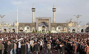 اقامه نماز عید سعید قربان در حرم مطهر امام رضا (ع) + تصاویر
