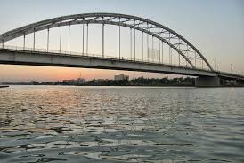 کارون روزگار خوشی ندارد