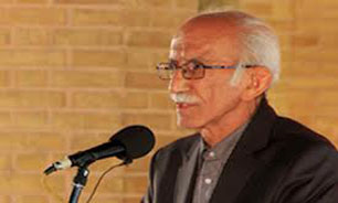 استاد "غلامحسین امیرخانی" از علت حضور فعالش در محافل هنری می‌گوید