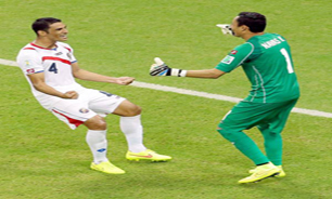 اومانا پرسپولیس را ترک کرد