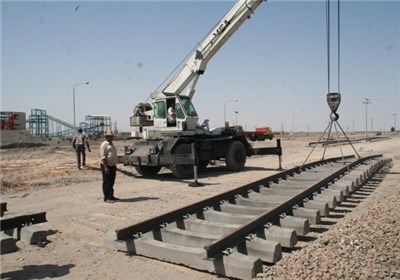 پروژه‌های راه‌آهن همدان در اولویت تامین ریل قرار گیرد