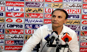درخشان: از اعتماد به نفس بچه‌ها خوشحالم اما جام حذفی را دست کم نمی‌گیریم