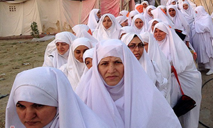 افراد از دست دادن و روبوسی با حجاج پرهیز کنند / حجاج ولیمه را یک هفته به تأخیر بیاندازند