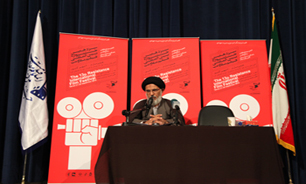 سینمای منفعل روشنفکری نیم قرن از دنیا عقب است/ امیدواریم انقلاب فرهنگی رخ دهد تا انسداد فرهنگی و هنری غرب را بشکند