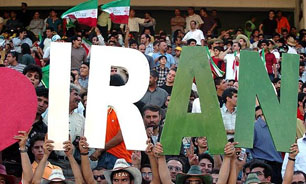 کفاشیان از جنس فوتبال نیست و جز سقوط کاری نکرده است/ پخش نشدن بازی‌ها یعنی نبود اسپانسر و نابودی فوتبال
