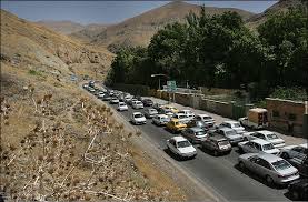 جاده های مازندران برفی، لغزنده همراه با ترافیک سنگین