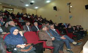 این کانون‌های ادبی هستند که برای کشور ما فرهنگ‌سازی می‌کنند