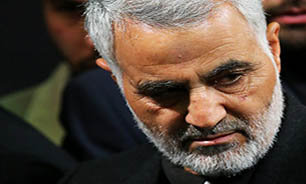 "حاج قاسم سلیمانی" در مجلس روضه خوانی امام حسین(ع) + تصاویر