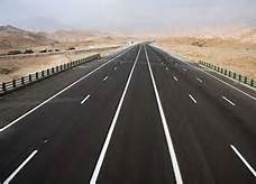 کاهش بار ترافیکی استان های تهران و البرز در گرو احداث آزاد راه قم-آوه