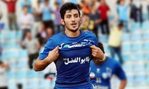 انصاری یا بایرامی نیم فصل در استقلال!
