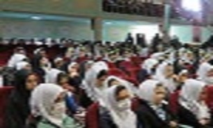 همایش «رهروان زینبی دانش‌آموزی» در سنندج برگزارشد