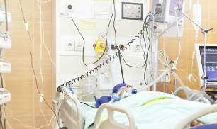راه اندازی بخش CCU بيمارستان آيت الله كاشانی شهركرد