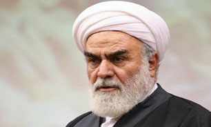 ارسال 400میلیون پیام برای سلامتی رهبر انقلاب اسلامی در دوران بستری ایشان