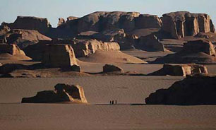 كوير در عين زيبايي محيطي خشن است