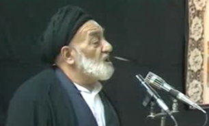 روضه‌خوانی مرحوم کوثری در اولین محرم پس از رحلت امام خمینی رحمه‌الله + فیلم