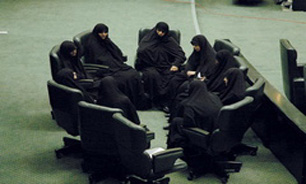 "زنانی" که در مجلس دیده نمی‌شوند