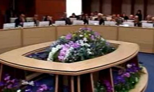حضور جمعی از هنرمندان و ورزشکاران در وزارت بهداشت + فیلم