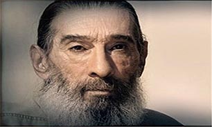 از همه‌ی مردم می‌خواهم که برای پدرم دعا کنند
