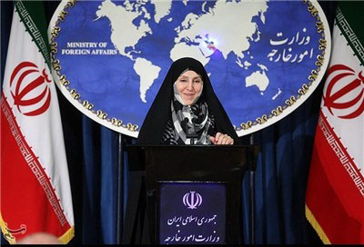 همکاری ایران با گروه‌های نظامی دیگر کشورها در مبارزه با تروریست صحت ندارد/ هیچگونه تغییری در چارچوب‌های توافق ژنو صورت نگرفته است/کارکنان سفارت ایران در یمن  سالم هستند