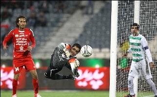 بازیکنان پرسپولیس و ذوب آهن از رویداد نیمه نهایی جام حذفی گفتند