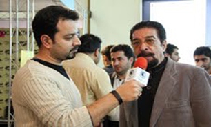دوبله مستند "سفر به آمادای" را به خاطر وجه پژوهشی آن پذیرفتم
