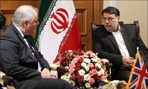 هیئت پارلمانی ایران به انگلیس می‌رود/ رایزنی پارلمان 2 کشور برای بازگشایی سفارتخانه‌ها