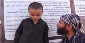 لباس افغانی بر تن دانش‌آموزان عراقی؛ دستور جدید" داعش"