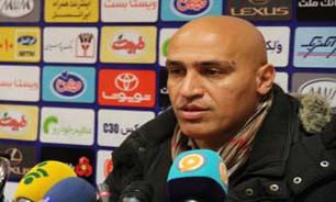 منصوریان: راه آهن تیم خطرناکی است،صابونشان به تن ما خورده!