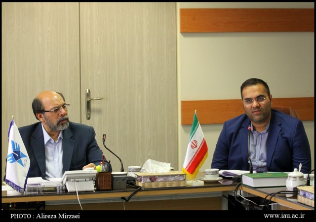 بخشنامه تشکل‌های دانشگاه آزاد دست دانشجویان را برای فعالیت بازتر کرده است