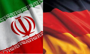 گسترش روابط اقتصای با چاشنی مسدود کردن حساب تجار ایرانی