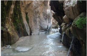 چشمه آب گرم دلفان الماس درخشان دردل کوههای لرستان