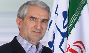 کاهش قیمت جهانی نفت نوعی لجبازی سیاسی/ امروز زمان هنرنمایی دولت و مجلس است