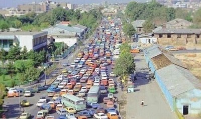 خیابان عباس آباد و ترافیکش تهران دهه ۵۰ +عکس