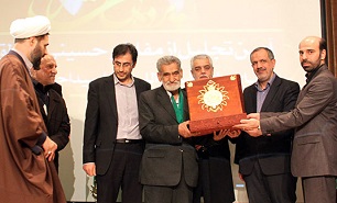 تجلیل از پیرغلامانی که داغ علی اکبر(ع) بر دل دارند