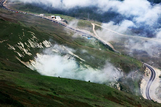 دیدنی&zwnj;ترین جاده جنگلی ایران + تصاویر